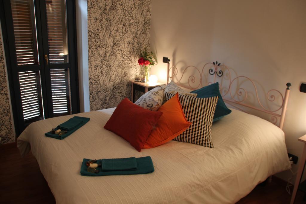 Easy Cosi Affittacamere Barolo Habitación foto